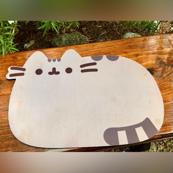 PUSHEEN Cat Preowned Mousepad New Passport Wallet Vinyl Figure Subscription Box - Picture 7 of 9